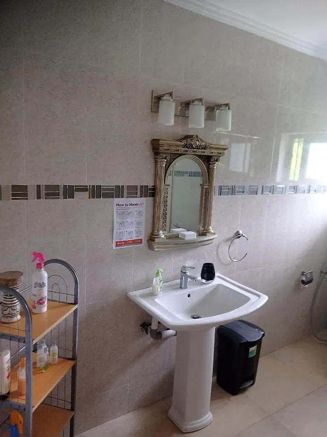 Les Forbans Selfcatering Apartment Takamaka