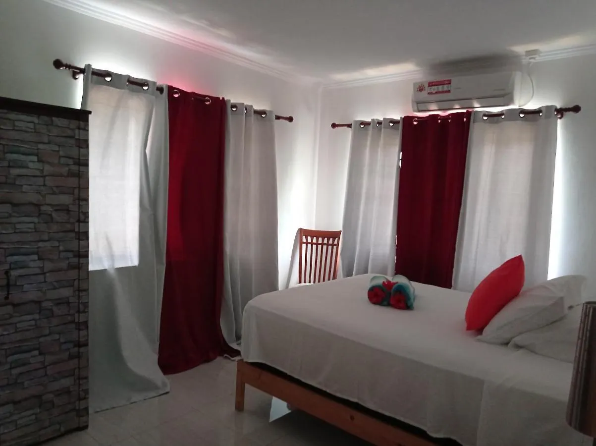 Les Forbans SelfCatering Apartment Takamaka Seychelles